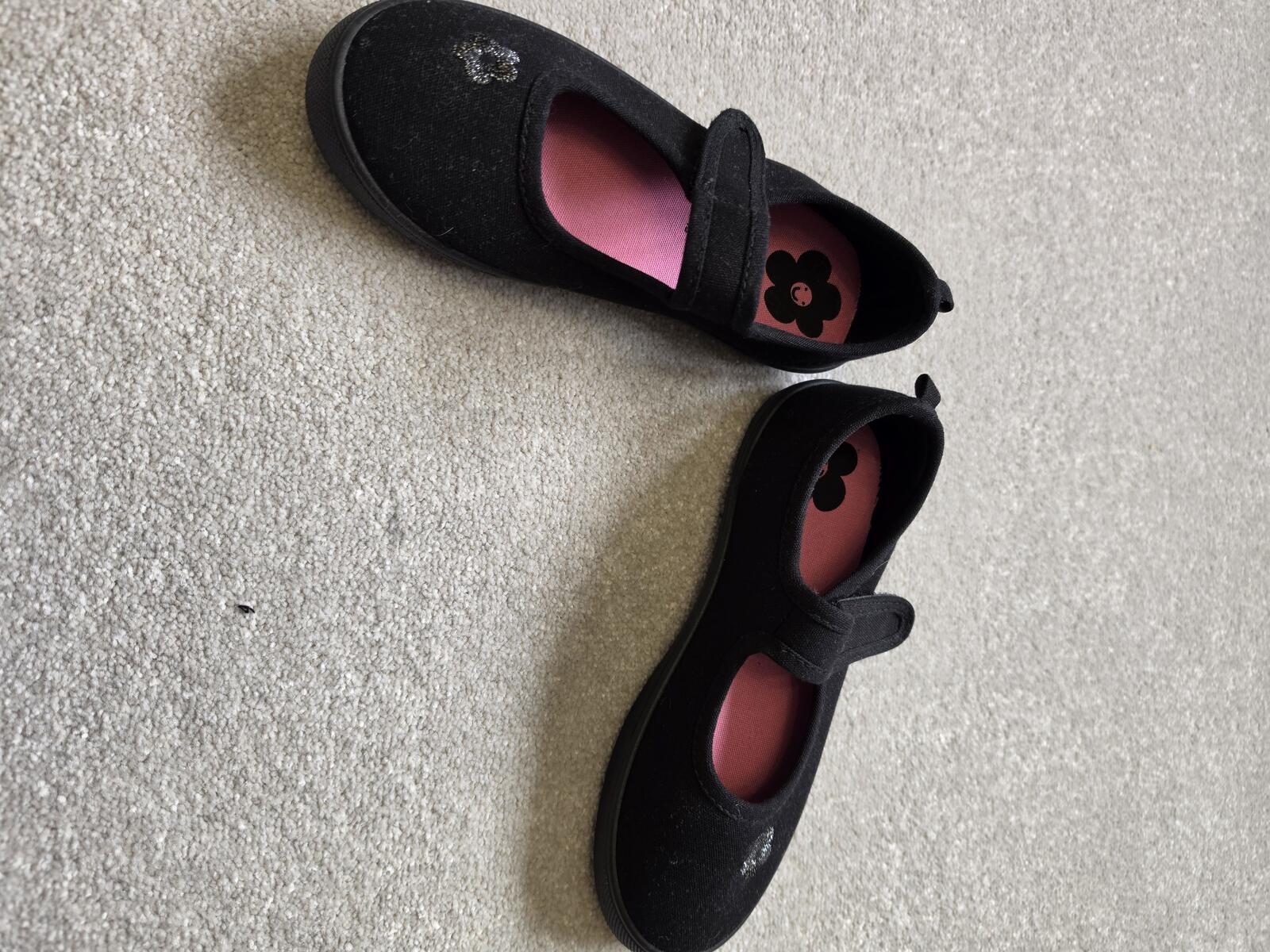 Girls Black Mary Jane Shoes with Pink Inner Sole