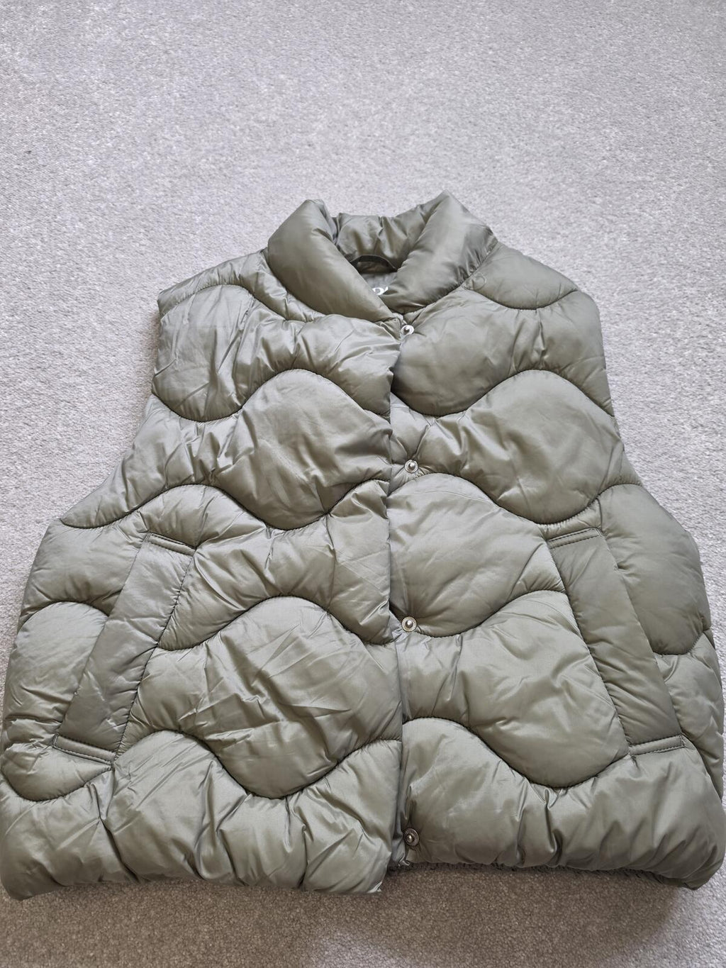 Zara Olive Green Quilted Puffer Vest Kids Age 9-10