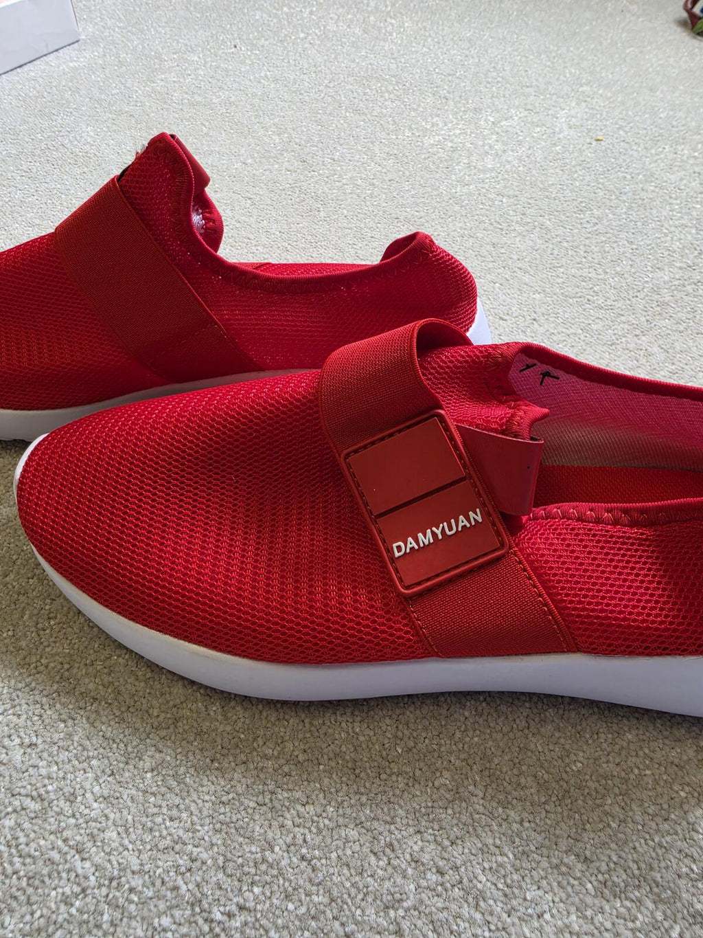 DAMYUAN Red Slip-On Athletic Shoes with Elastic Strap