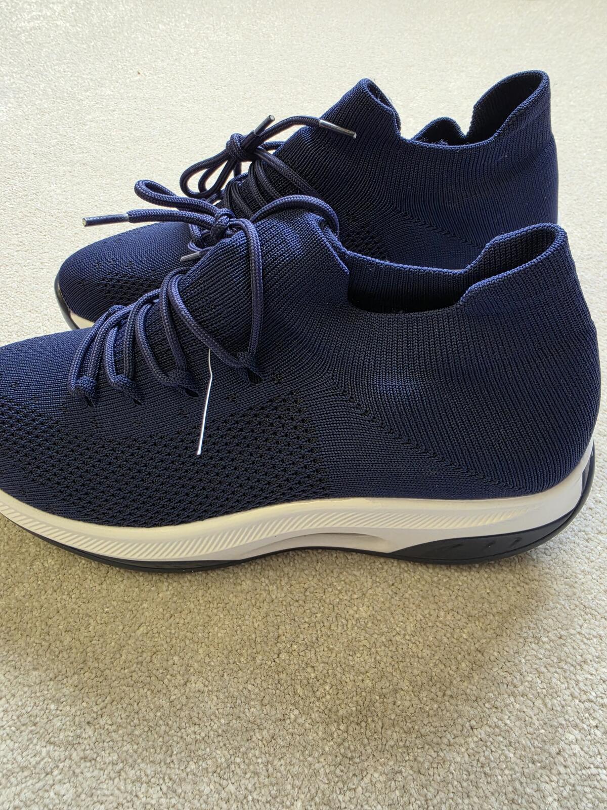 Navy Blue Knit Sneakers with White Sole - UK Size 6