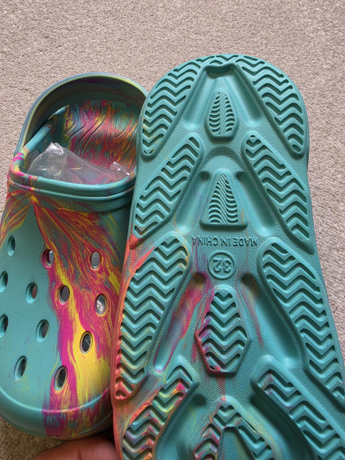 Unisex Aqua Multi-Coloured Slip-On Clogs Size 32